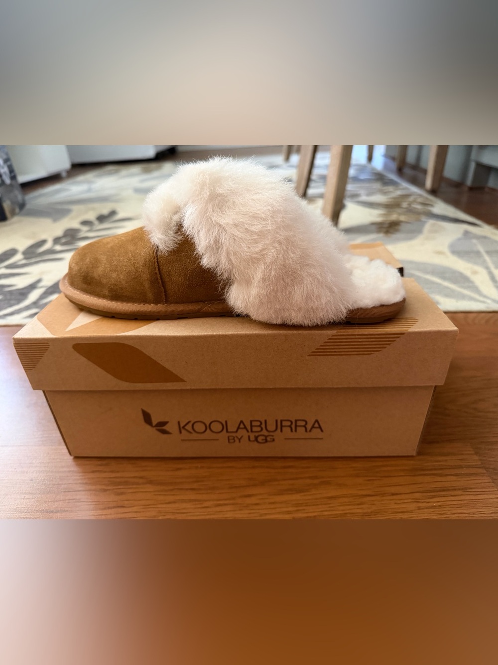 UGG Koolaburra Chestnut Suede Slide Milo Shearling Lined Sz 7 Classic Comfy